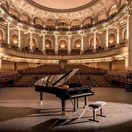 Le Julia - Neuf - Gare Et Garage